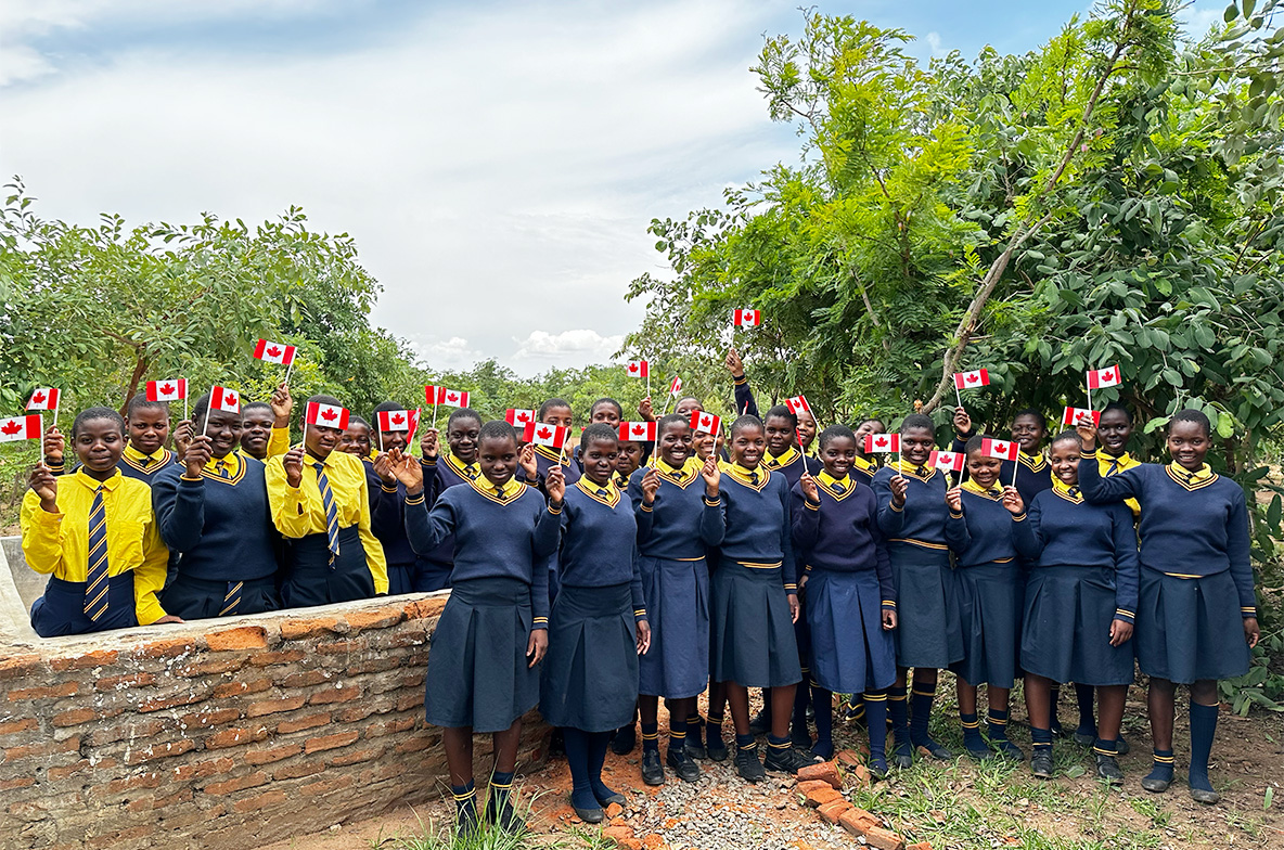 Delegates from the Canadian Team arrive in Malawi! It is a very Merry Christmas!